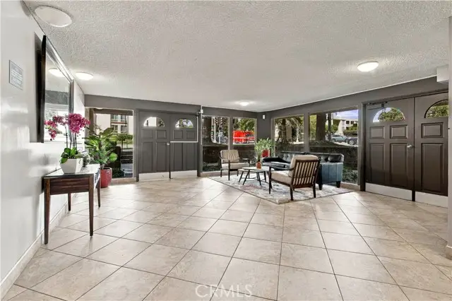 2386 Del Mar, Pasadena, CA 91107 - #3