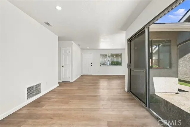 1682 carmel cir w, Upland, CA 91784 - #3