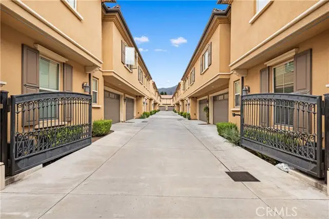 921 Fairview Avenue  #B, Arcadia, CA 91007 - #2