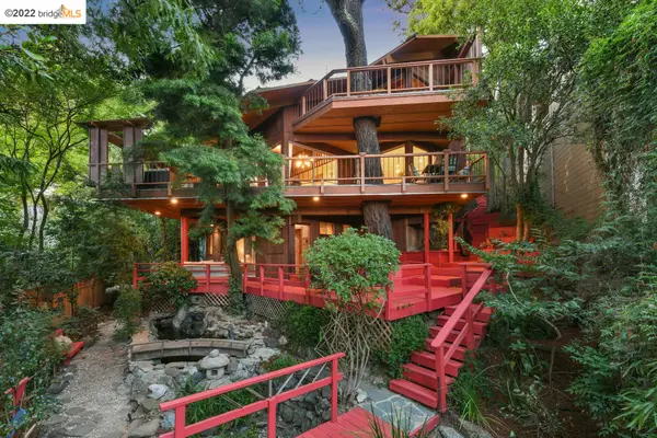 2835 Morley Dr, Oakland, CA 94611