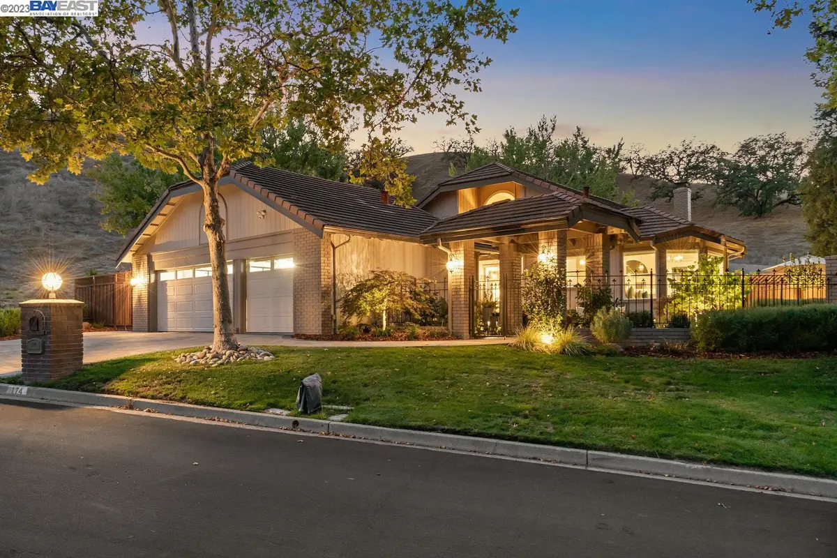 174 Oakridge Dr, Danville, CA 94506 - Image #1