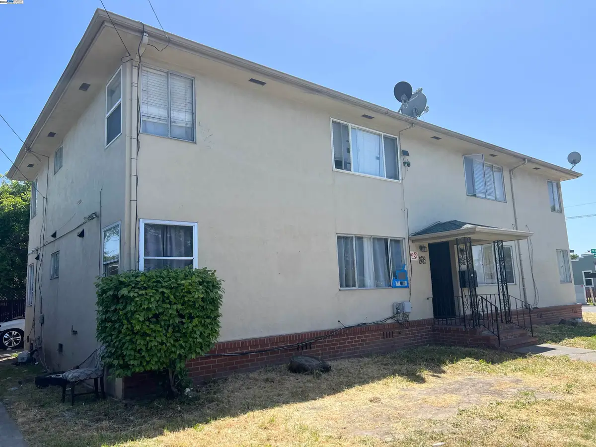 10926 Bancroft Ave, Oakland, CA 94603 - Image #1