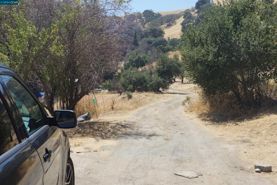 104 Warren St, Martinez, CA 94553 - Image #3