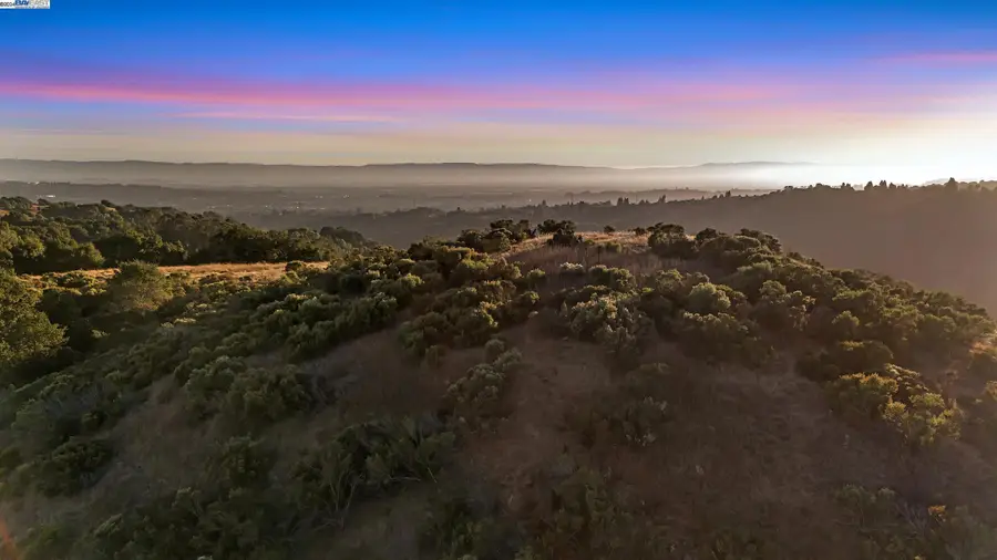 Address Withheld By Seller, Castro Valley, CA 94552 - Image #3