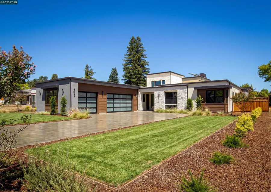 1070 Borrette Court, Napa, CA 94558 - Image #2