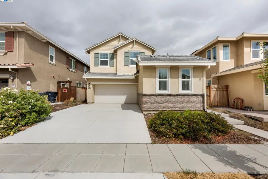 257 E Terra Mia Ave, Mountain House, CA 95391 - Image #2