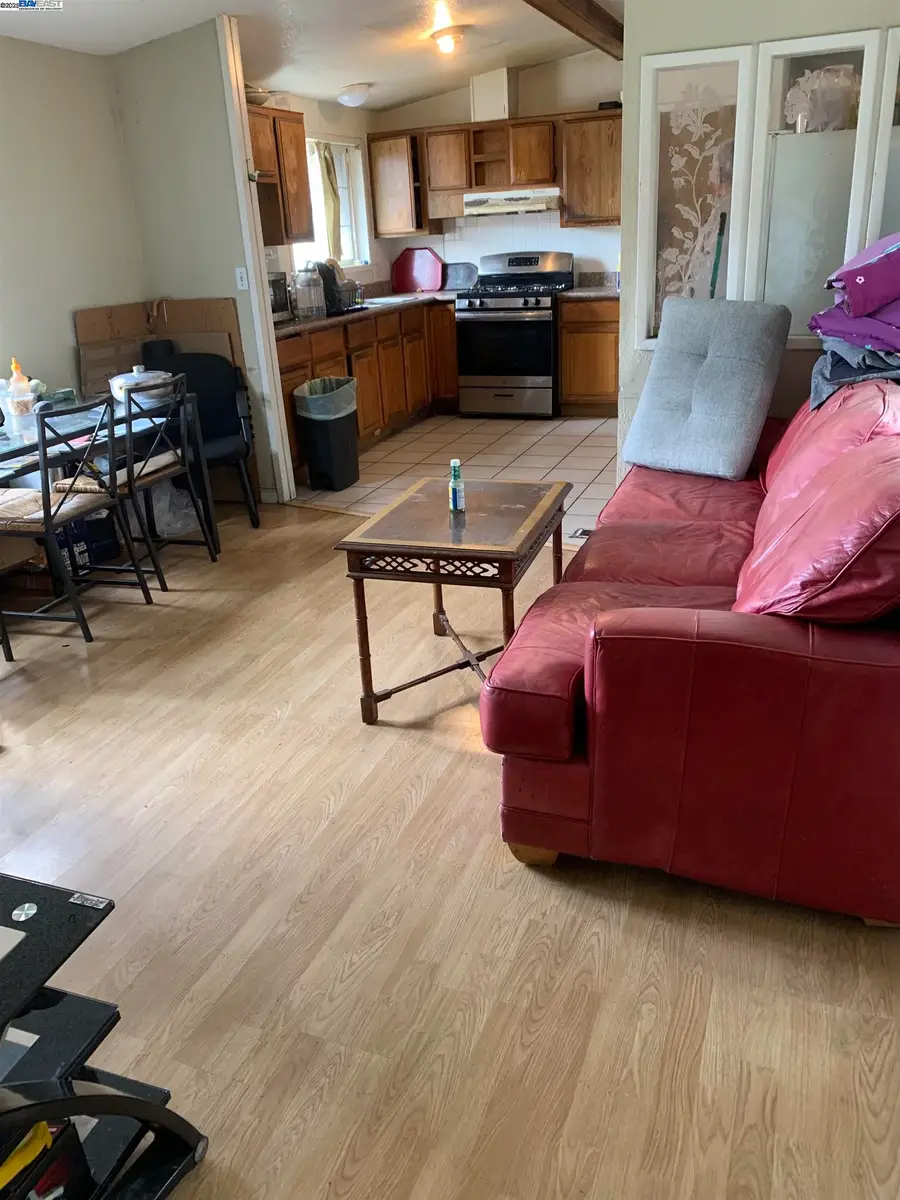 9656 D St, Oakland, CA 94603 - Image #2