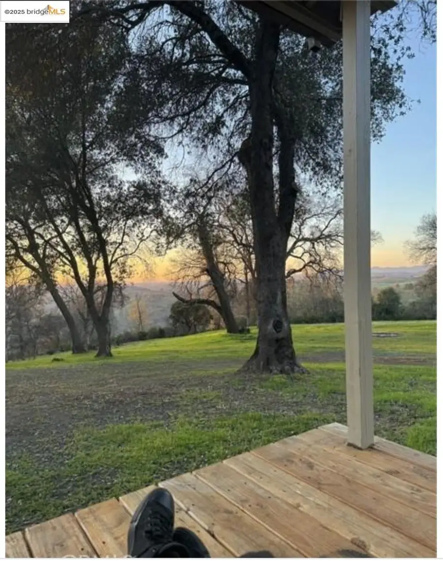16551 Wards Ferry Rd, Groveland, CA 95370 - Image #2
