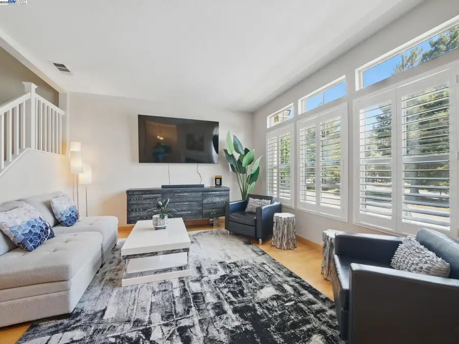 3455 Gilman Cmn, Fremont, CA 94538 - Image #2