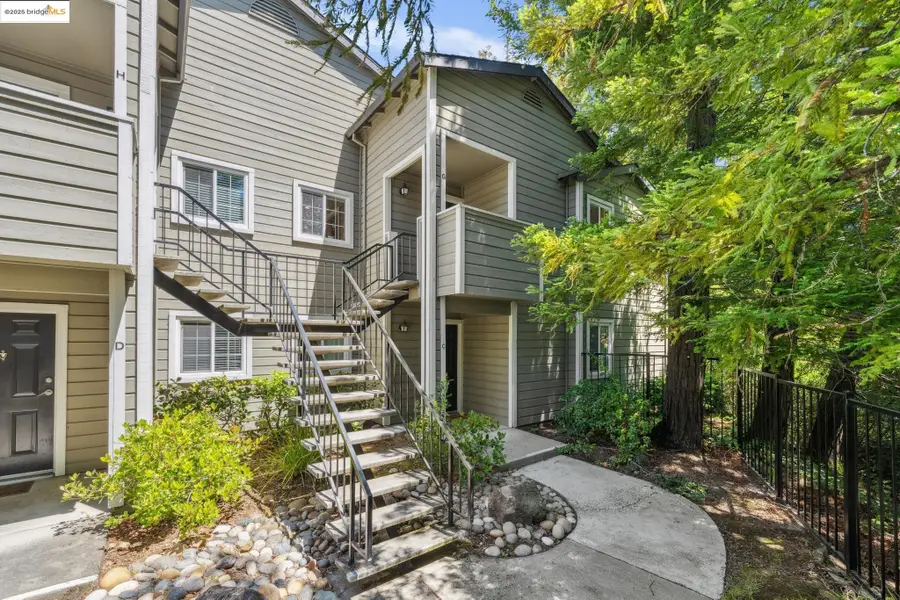 480 Canyon Oaks Dr #G, Oakland, CA 94605 - Image #2