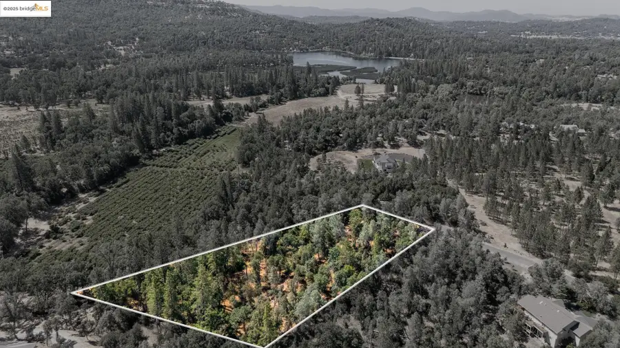 14464 Lorraine Lane, Sonora, CA 95370 - Image #2