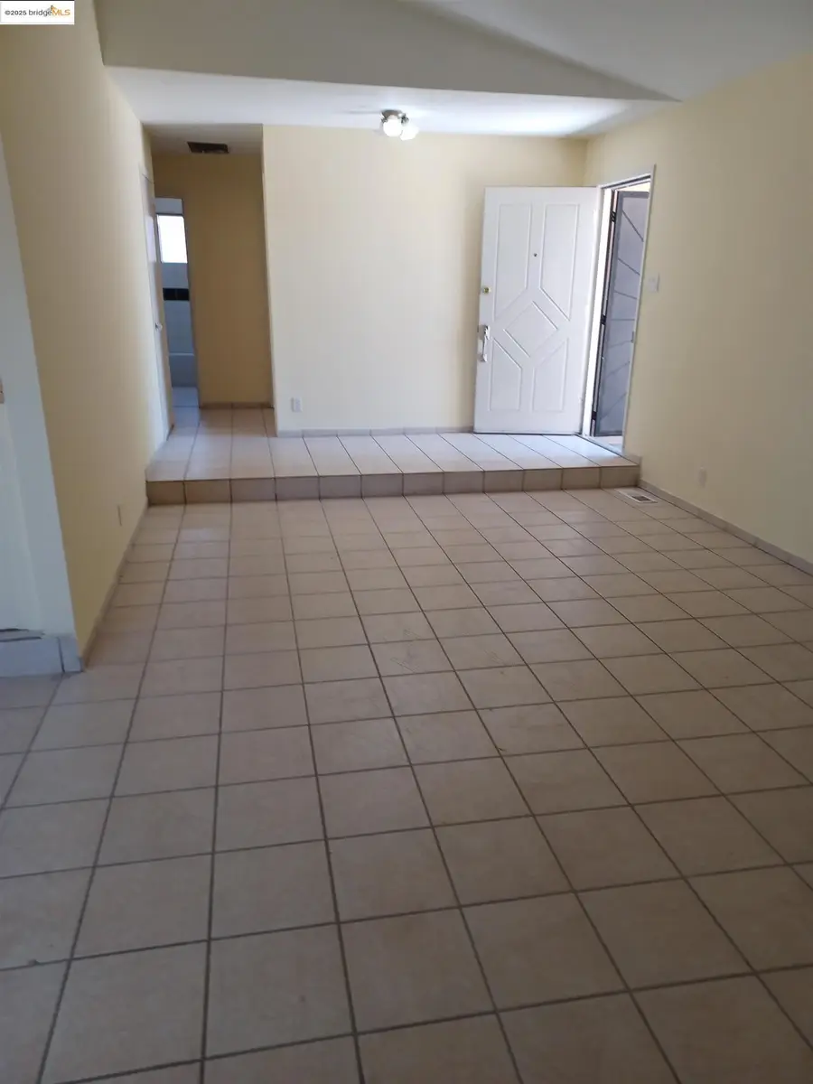 3163 S Francisco Way, Antioch, CA 94509 - Image #2