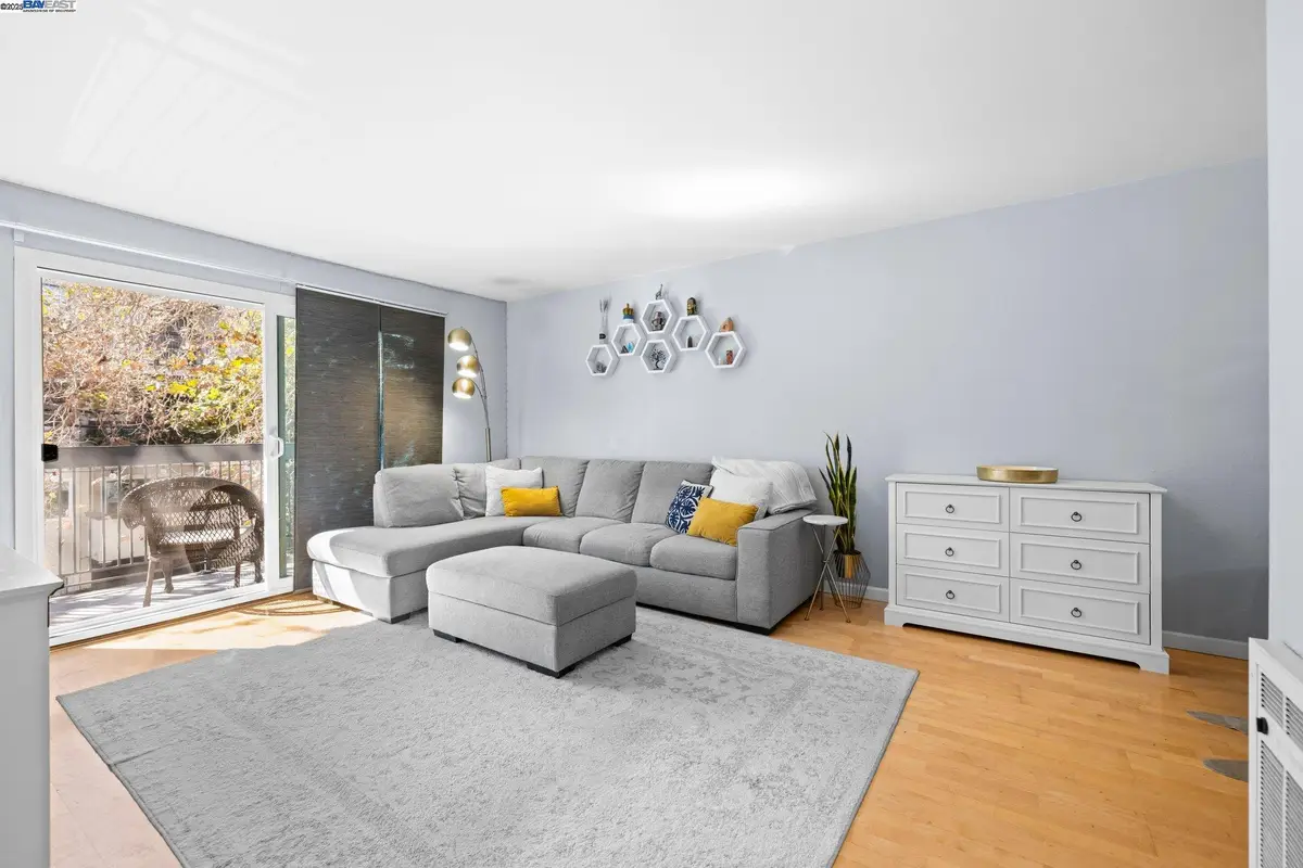 150 Pearl St #106, Oakland, CA 94611 - Image #1