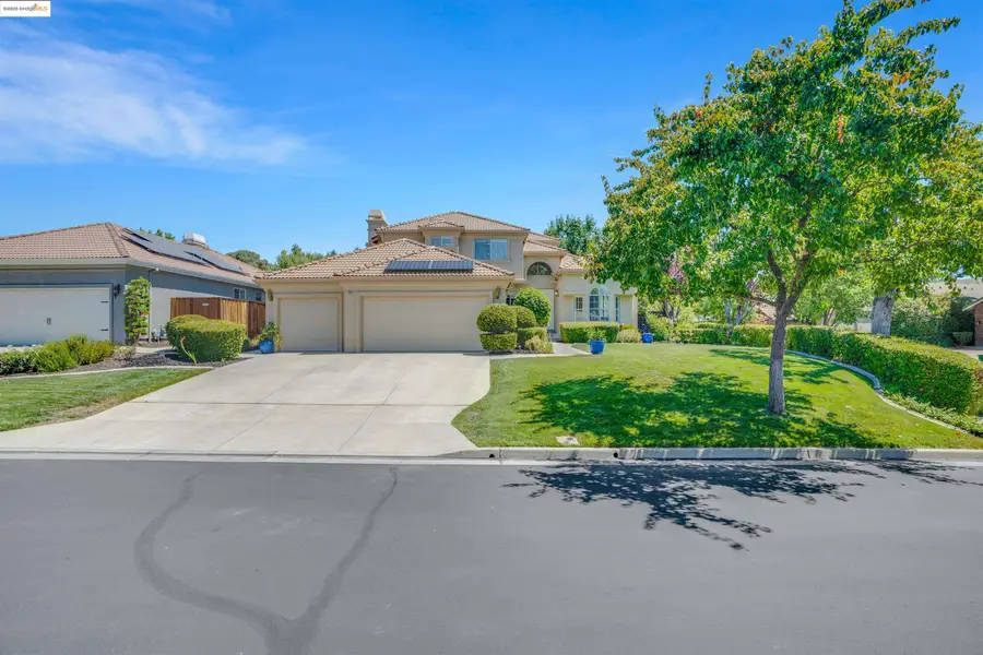 805 Devonshire Loop, Brentwood, CA 94513 - Image #2