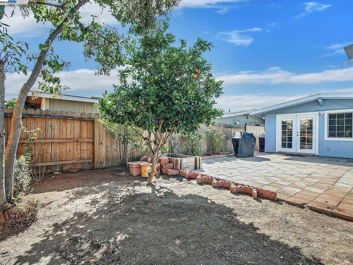 27584 La Porte Ave, Hayward, CA 94545 - Image #1