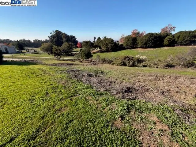 Address Withheld By Seller, Hayward, CA 94542 - Image #2