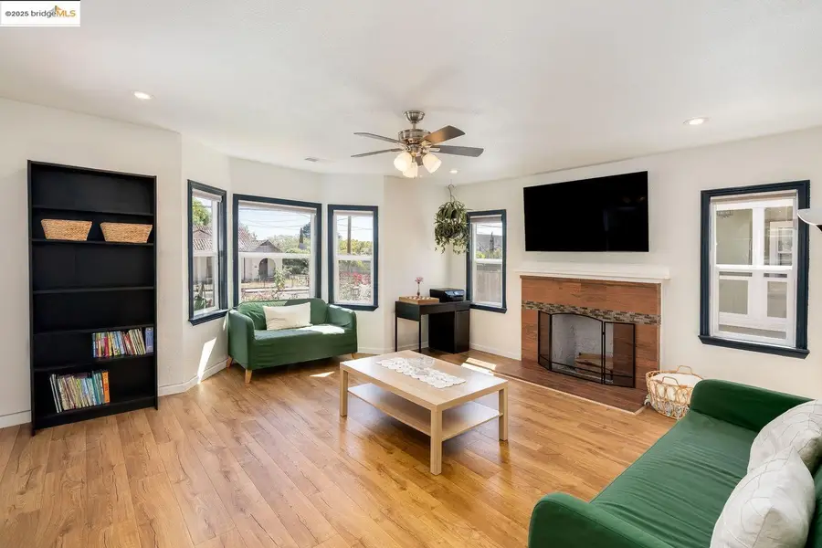 1148 Nebraska St, Vallejo, CA 94590 - Image #2