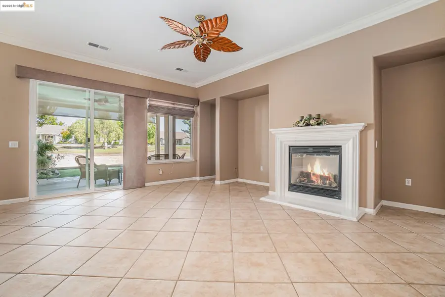 599 Pomona Dr, Brentwood, CA 94513 - Image #2