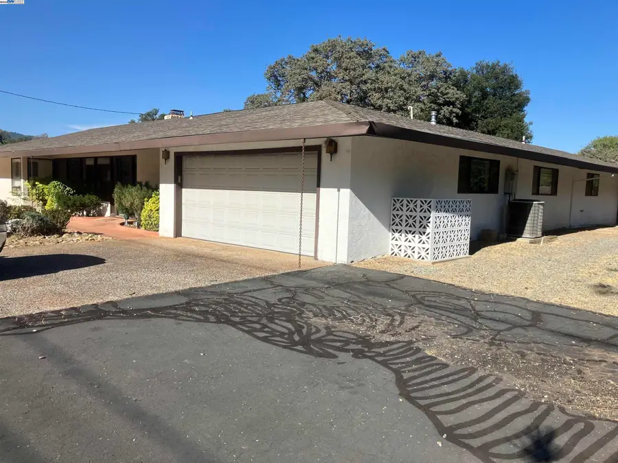 20521 Upper Hillview Dr, Sonora, CA 95370 - Image #3