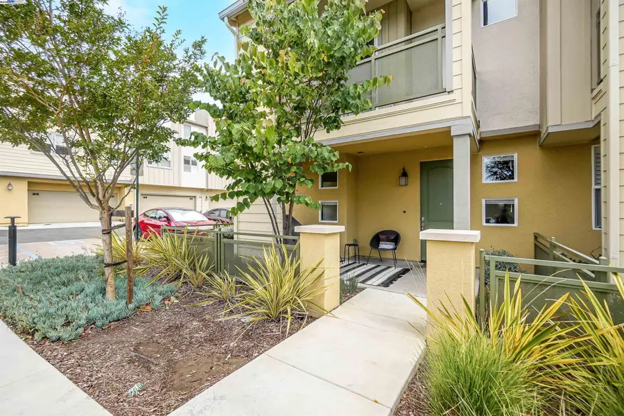 26583 Greta Lane, Hayward, CA 94544 - Image #2