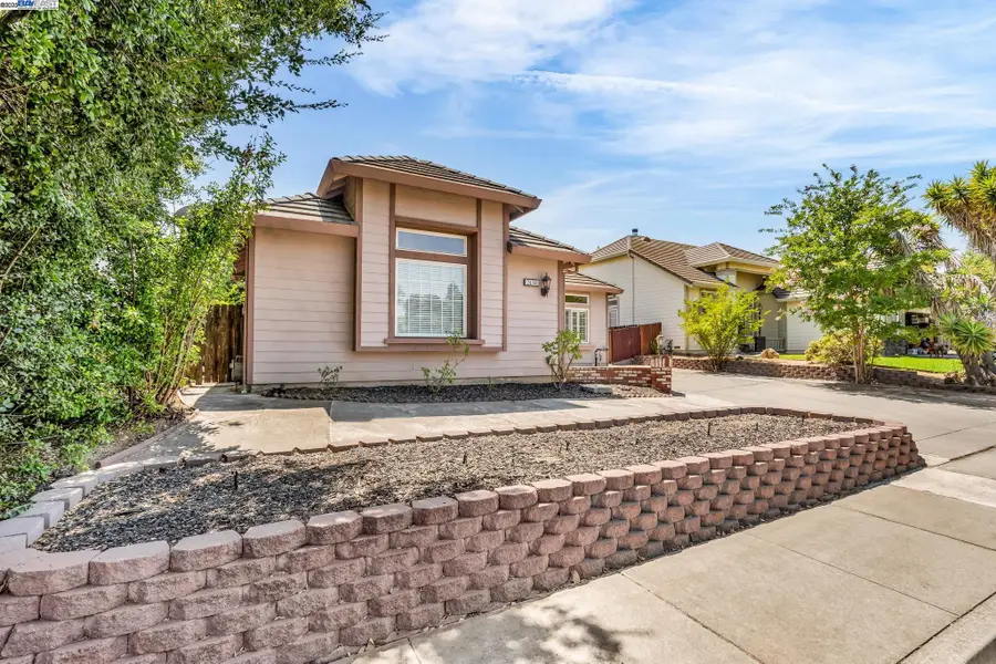 2450 Palm Ct, Brentwood, CA 94513 - Image #3