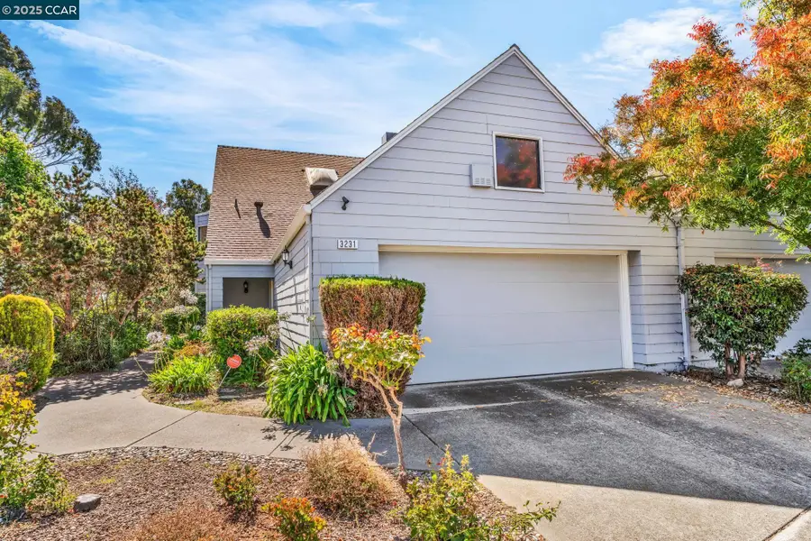 3231 Southridge Dr, Richmond, CA 94806 - Image #3