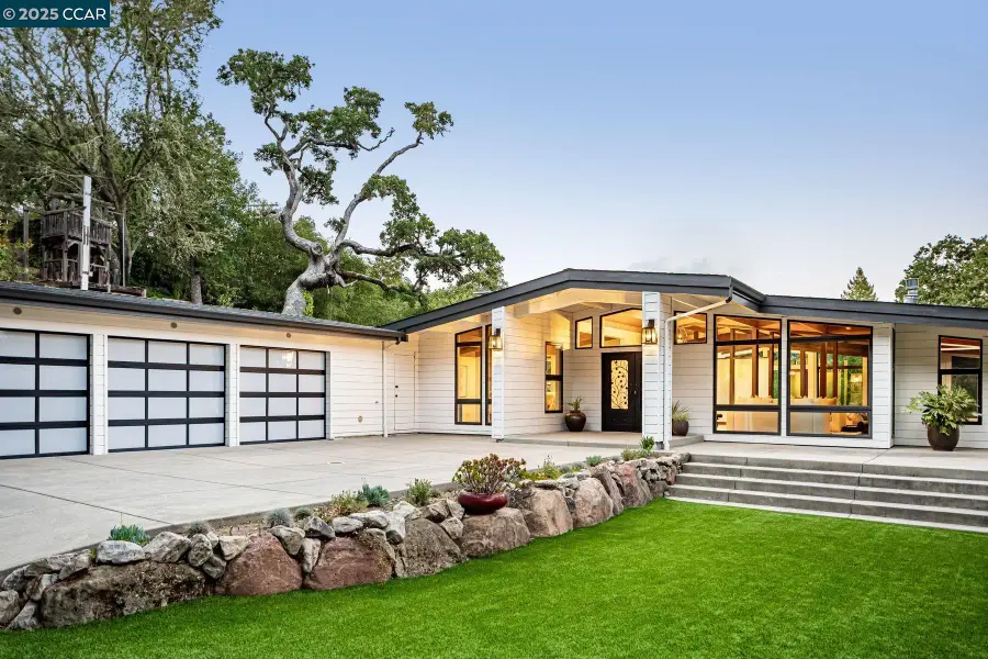 8 Oak Arbor Rd, Orinda, CA 94563 - Image #2