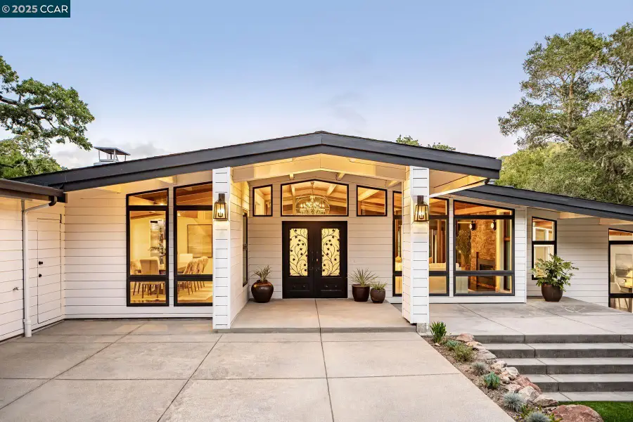 8 Oak Arbor Rd, Orinda, CA 94563 - Image #3