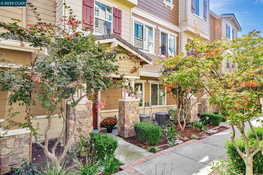 6555 S Mariposa Ct, Dublin, CA 94568 - Image #3