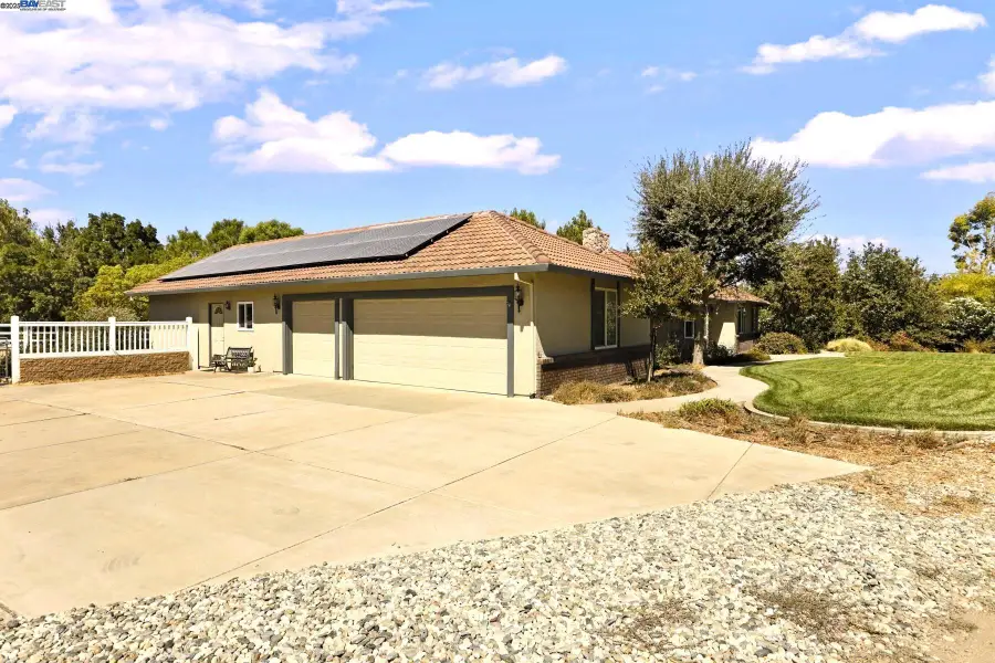 16551 Los Positas Way, Tracy, CA 95304 - Image #3