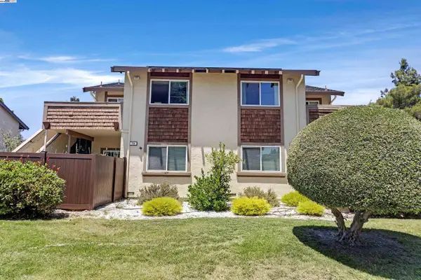 136 Hackamore Ln, Fremont, CA 94539