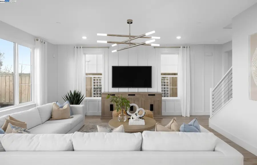 327 E Bobby Glen, Mountain House, CA 95391 - Image #3