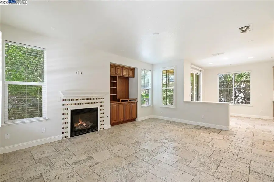 13 S Aldea Street, Mountain House, CA 95391 - Image #2