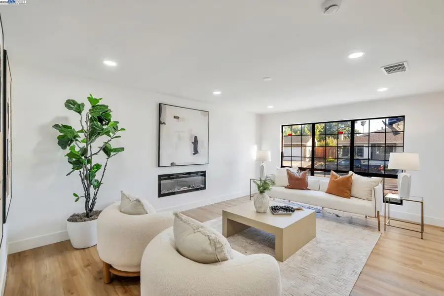 1575 Via Lucas, San Lorenzo, CA 94580 - Image #2