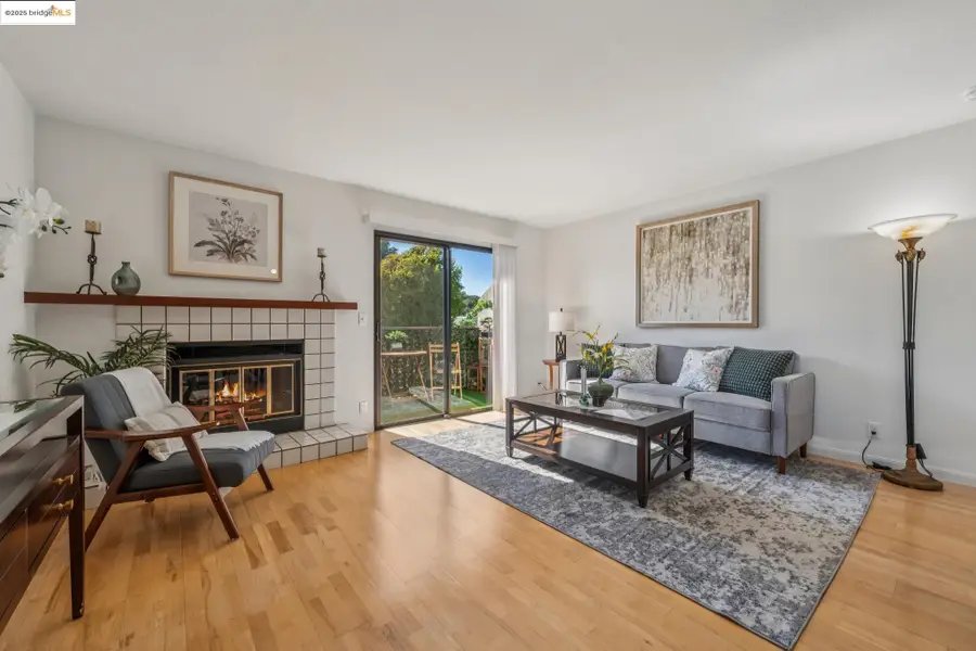 518 Kains Ave #3, Albany, CA 94706 - Image #2