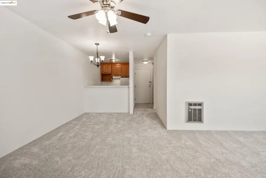 288 Whitmore St #310B, Oakland, CA 94611 - Image #3