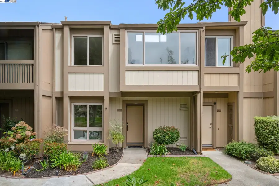 3344 Solomon Ln, Alameda, CA 94502 - Image #2