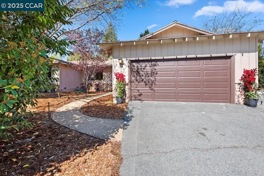 1167 Kaski Ln, Concord, CA 94518 - #3