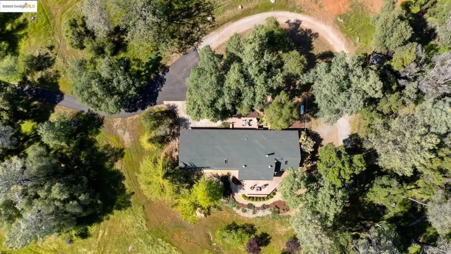 19881 Duchi Ct, Sonora, CA 95370 - Image #3