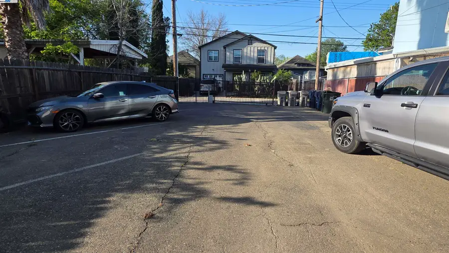 3208 2nd Ave, Sacramento, CA 95817 - Image #3