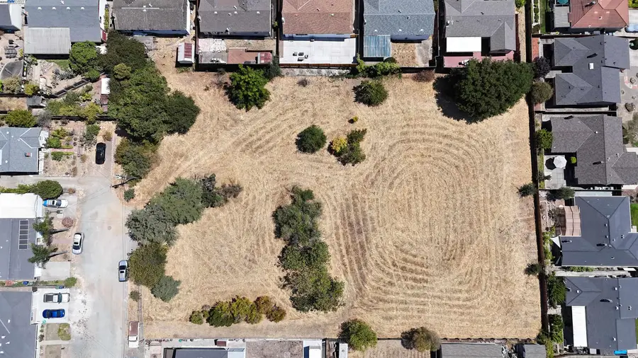 19430 Center St, Castro Valley, CA 94546 - Image #3