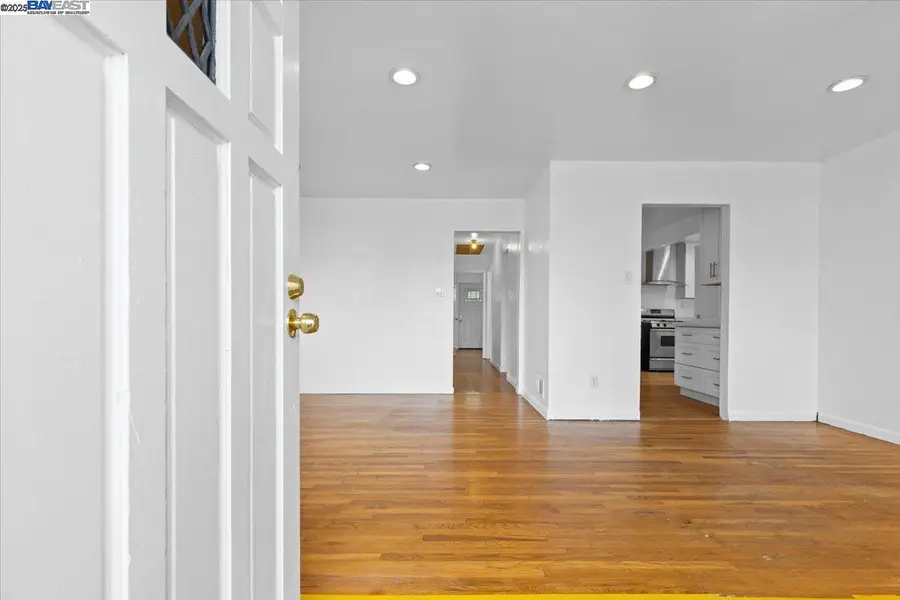 19650 San Miguel Ave, Castro Valley, CA 94546 - Image #3