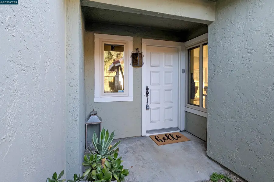 141 Mountain Valley St, Oakland, CA 94605 - Image #3