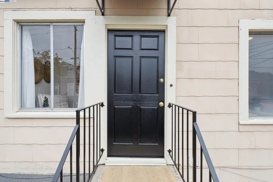 1805 Eagle Ave, Alameda, CA 94501 - Image #2