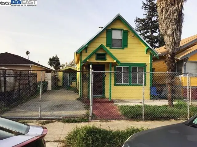 9325 Hillside St, Oakland, CA 94603 - Image #1
