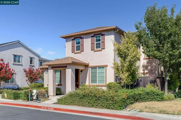 1113 Strawberry Ln, Suisun City, CA 94585