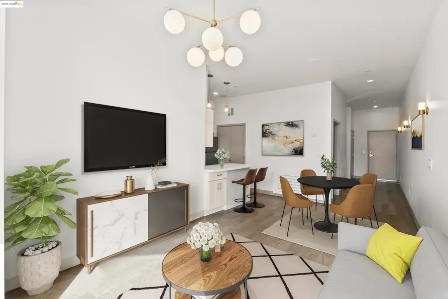 410 Webster St #1, Oakland, CA 94607 - Image #2