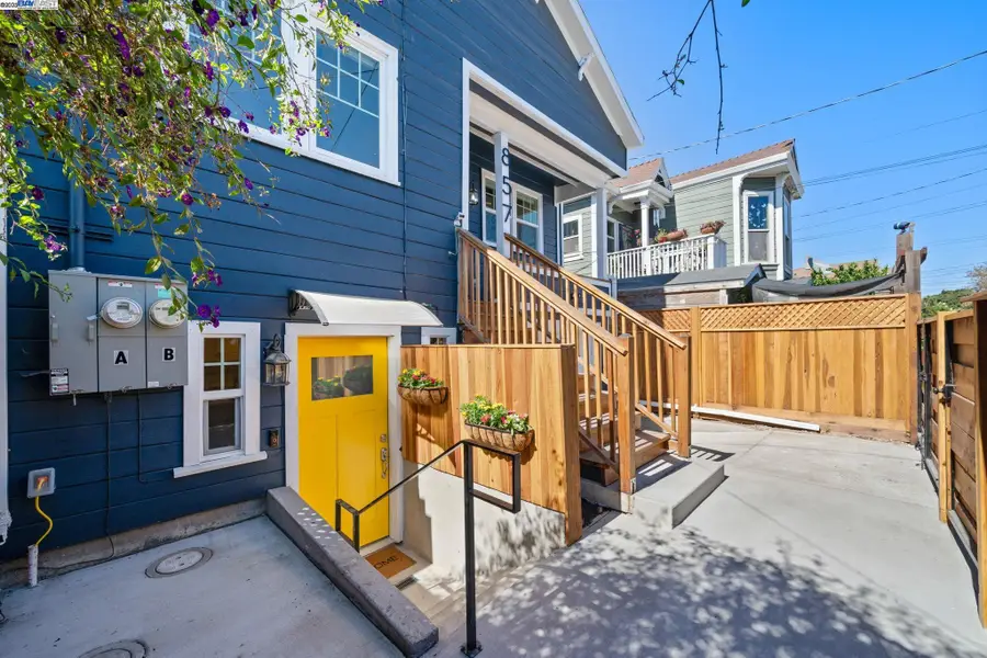 857 Mcelroy St, Oakland, CA 94607 - Image #3