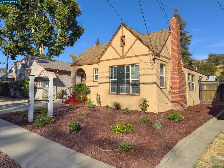 2535 Alhambra Ave, Martinez, CA 94553 - Image #2
