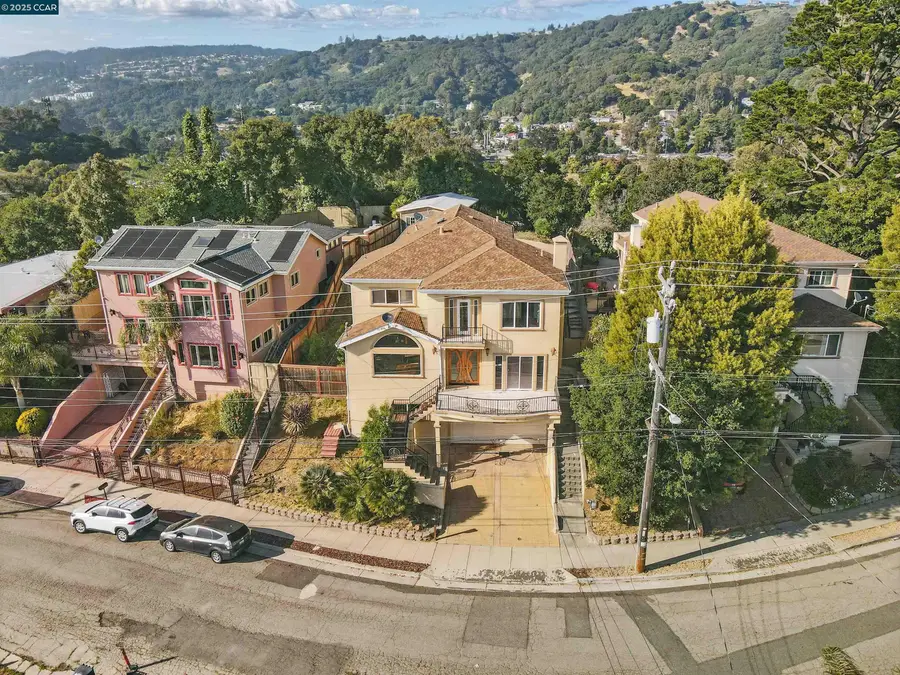 3727 Delmont Ave, Oakland, CA 94605 - Image #2